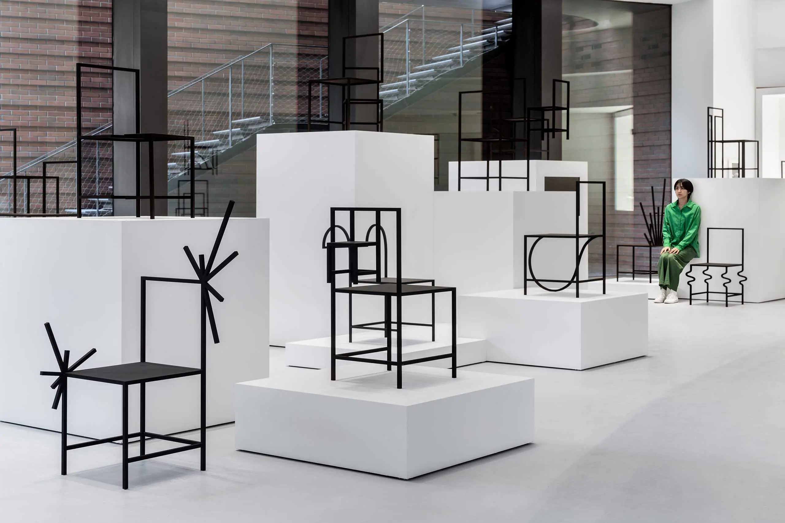 圖05.nendo作品《50 Manga Chairs》系列（photo Credit：勤美術館、photography By 楊承）